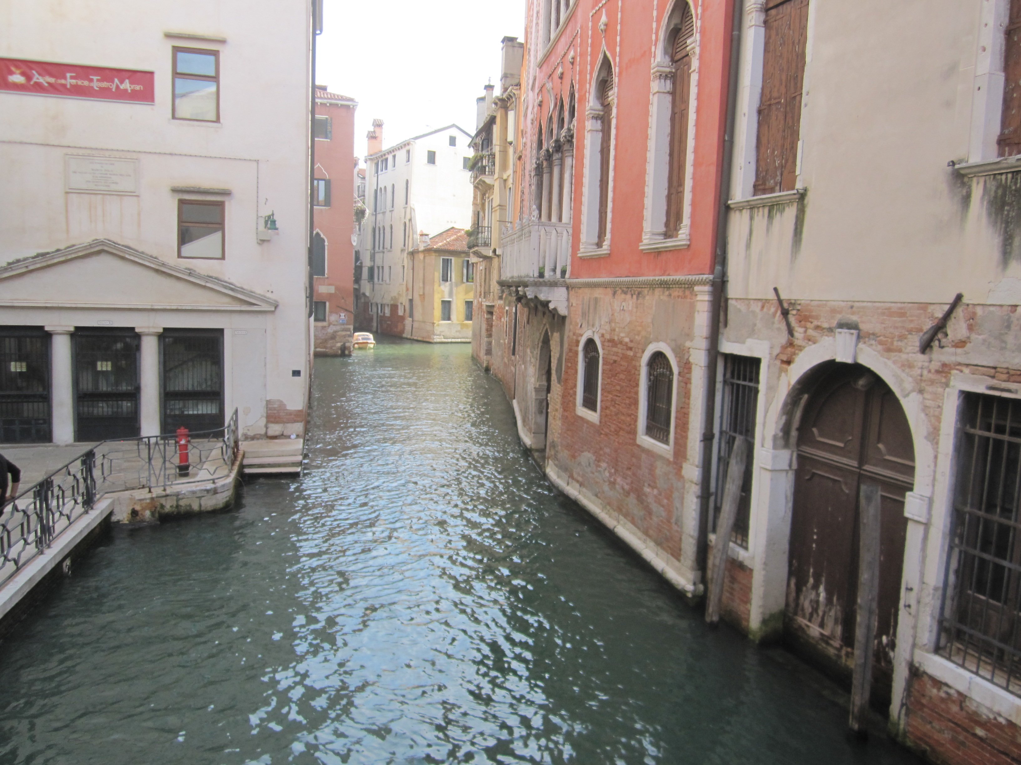venicecanal2.jpg
