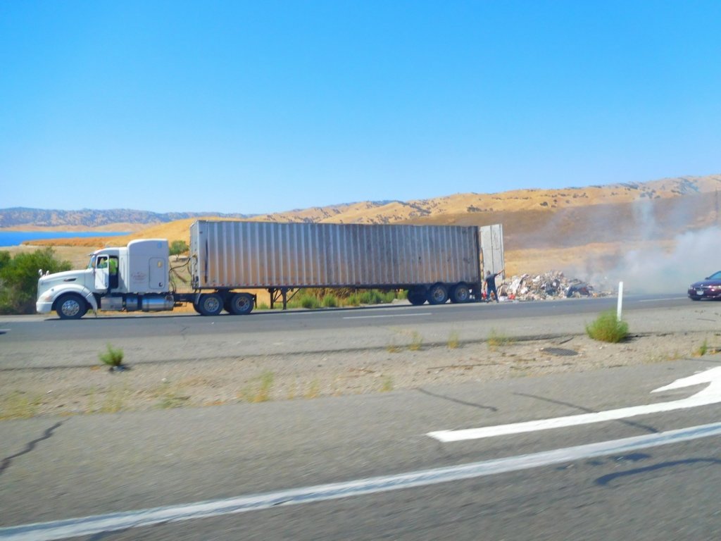 truckfire.jpg