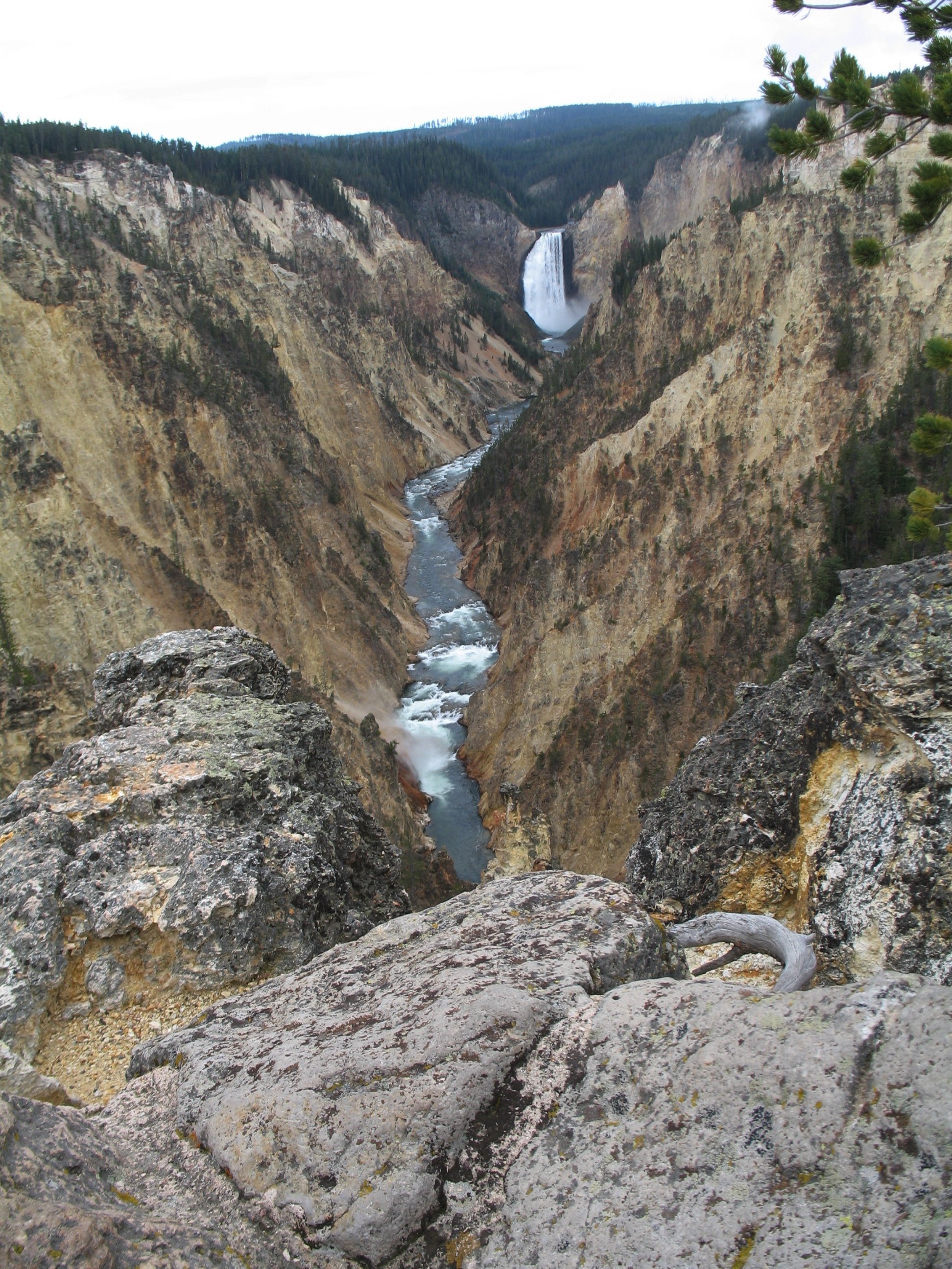 yellowstone059.jpg