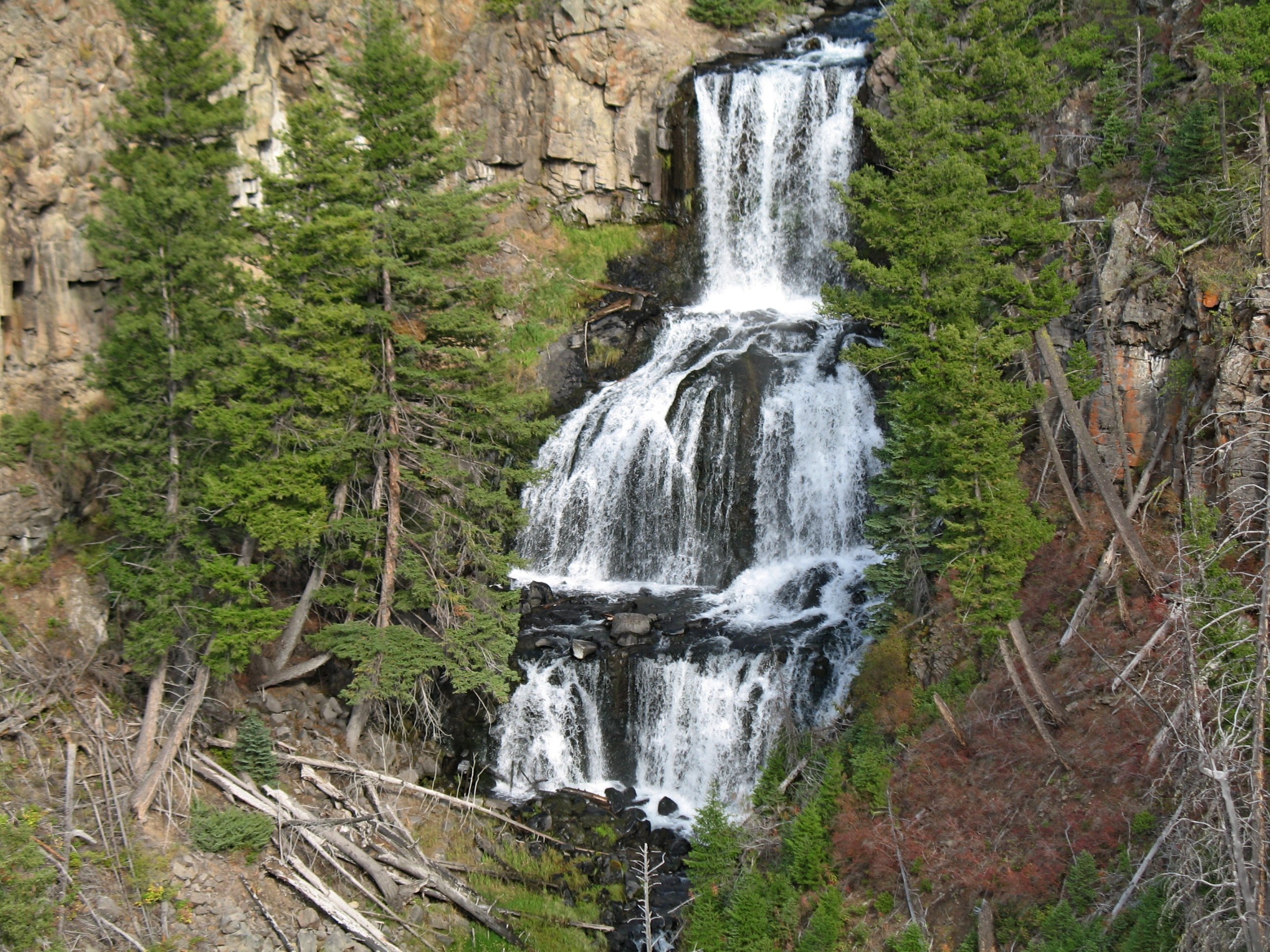 yellowstone103.jpg